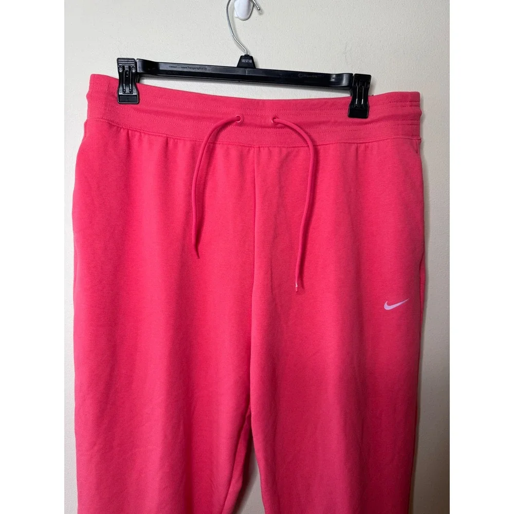 Nike Dri-FIT High Rise 7/8 Length Training Joggers Pink